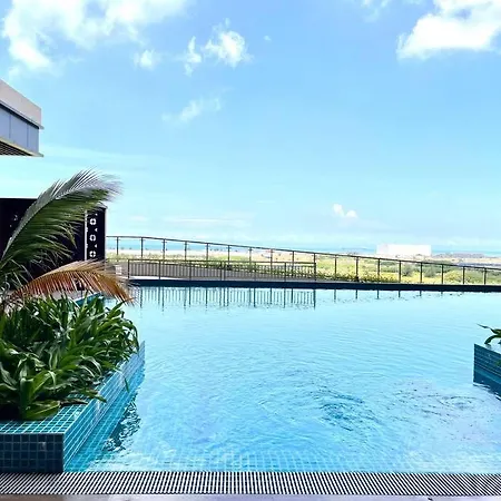 Urban Seaview Paradise: Infinity Pool, Gym & Beyond Malacca Exterior photo